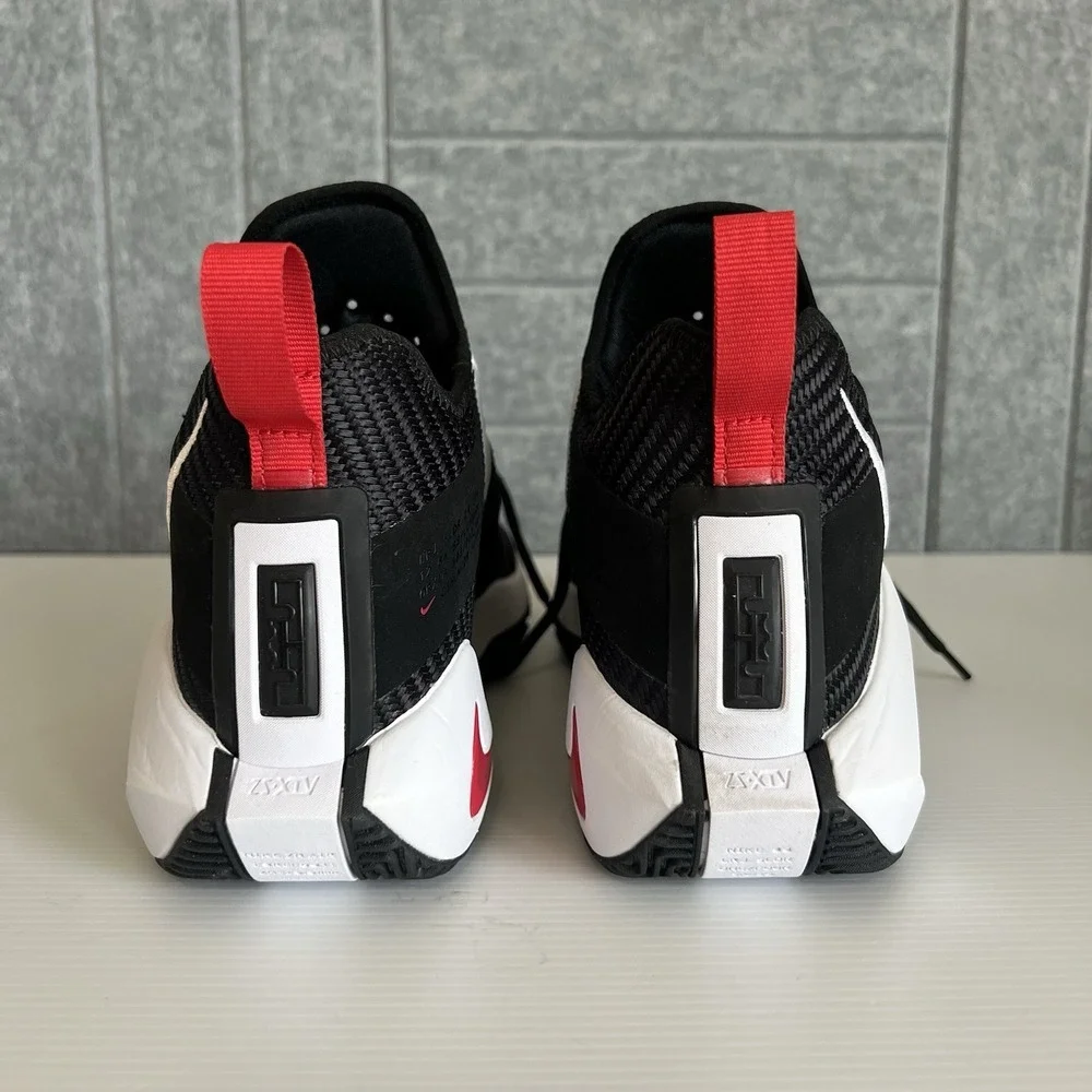 Nike Lebron Soldier 14 Black White Mens Size 7.5 Shoes CK6024-002
